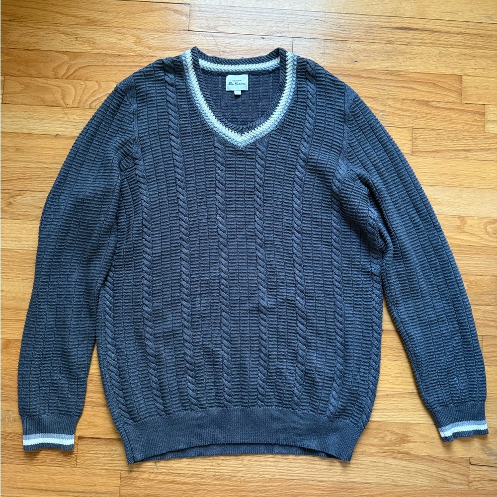 Ben Sherman Men's Gray V-Neck Sweater with White Trim